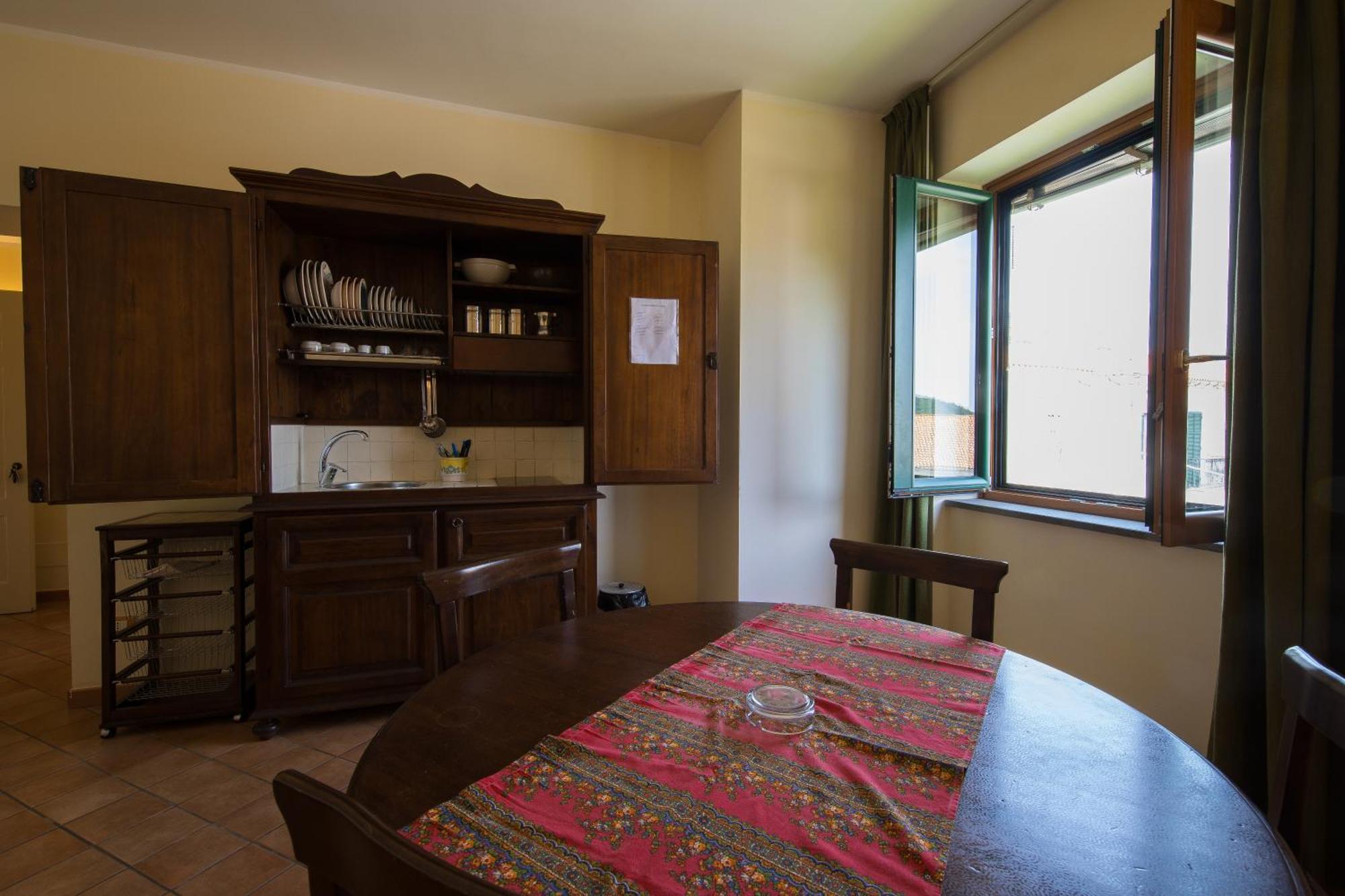One-Bedroom Apartment Annex